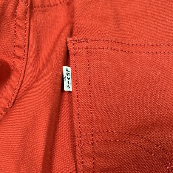 Levi’s straight leg jean. Men’s size 30L 30W pre owned. Worn once - Picture 8 of 10